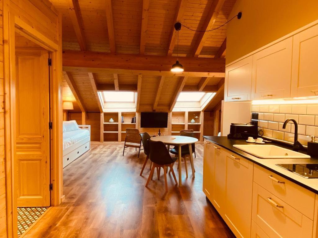 Apartamentos La Casina De Los Musicos Siero المظهر الخارجي الصورة
